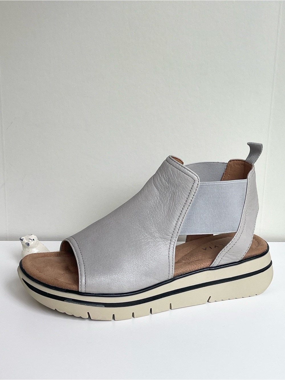 Salvia Ari Flatform Sandals Size 38